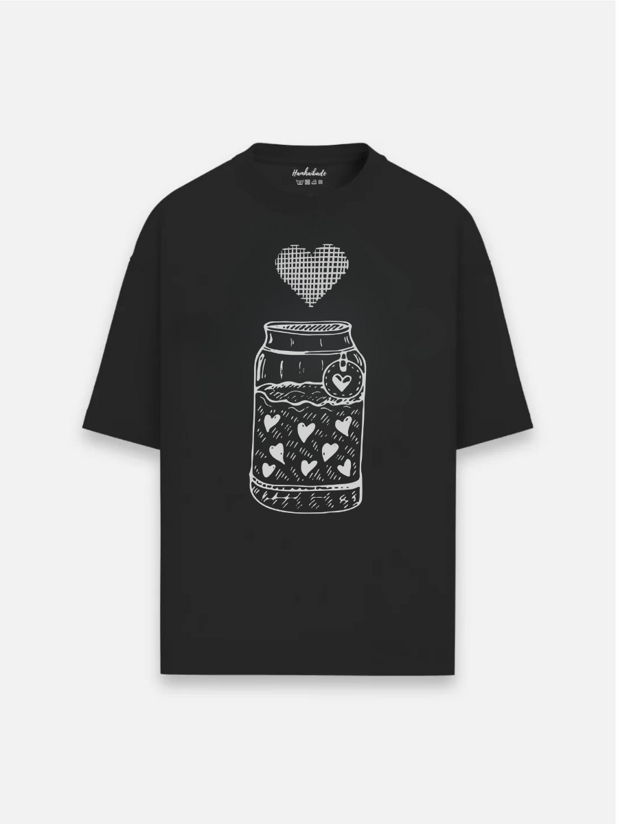 Heart can Oversized Graphic t shirt