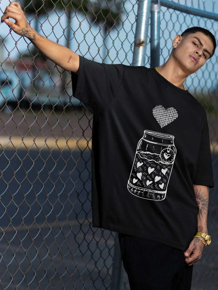 Heart can Oversized Graphic t shirt